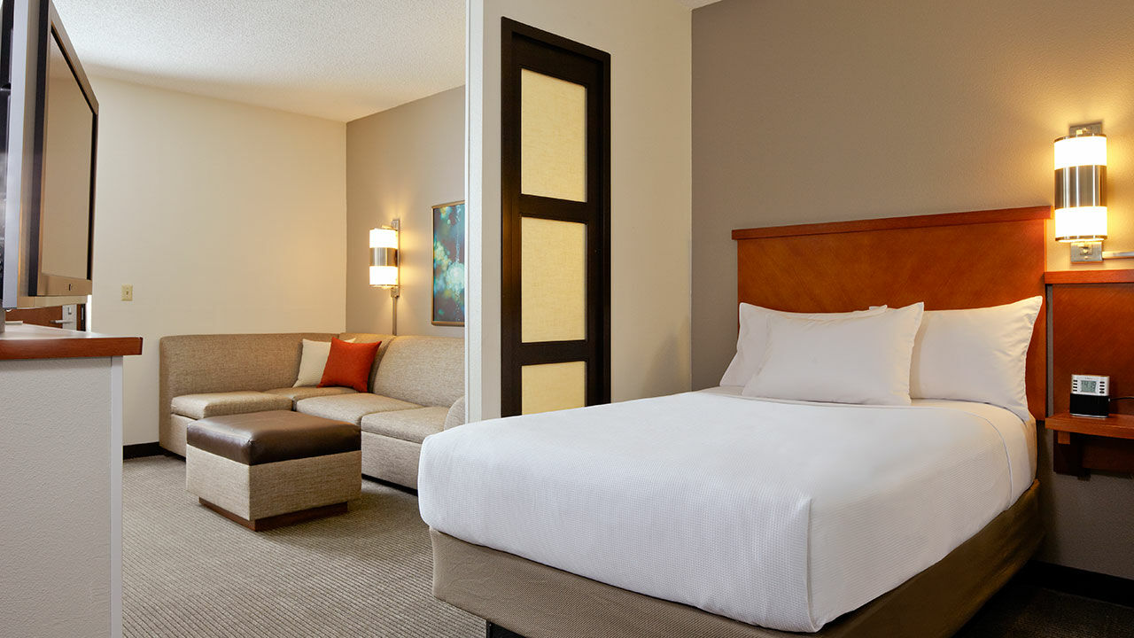 Hyatt Place Dallas Park Central Exterior photo